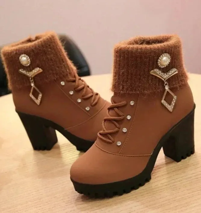 2024 Women's Waterproof Snow Boots – Warm Fur, Thick Heel, Round Toe Winter Outdoor Short Boots