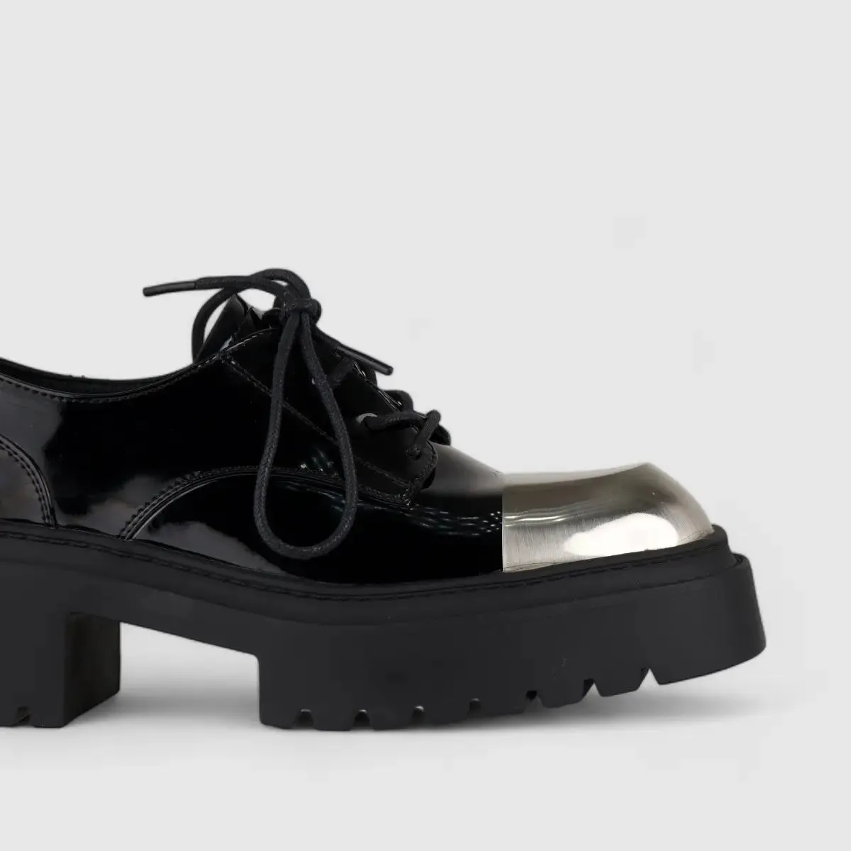 Bulbul Oxford Chunky Sole Black CAR5021