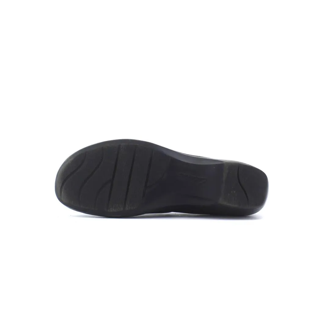 CLARKS BENDABLES