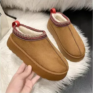 Snow Glow Slippers: Cozy Radiance