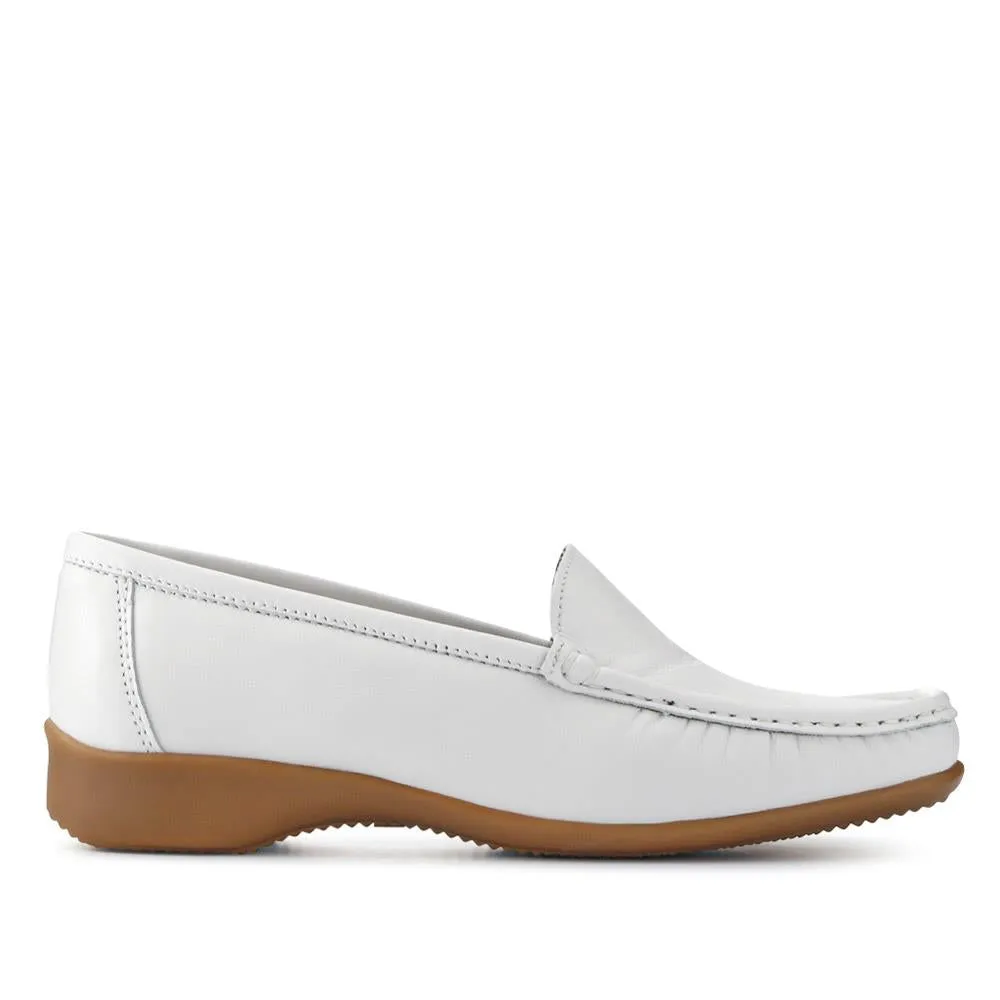 Wide-Fit Leather Loafers - CONT2400 / 309 091